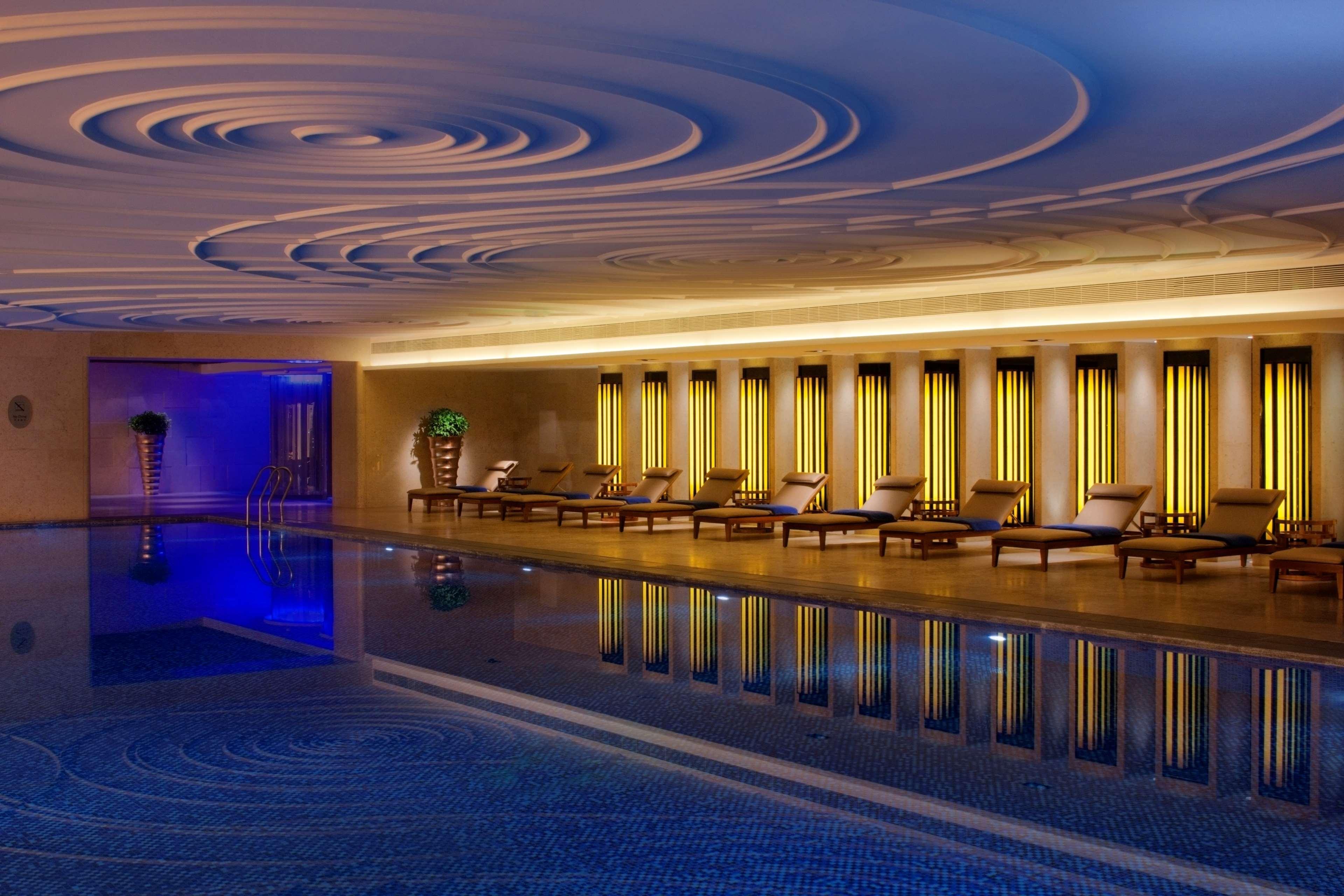 Radisson Blu Plaza Chongqing - Free 2 Bottle Of Local Beer Per Room During Stay Eksteriør bilde
