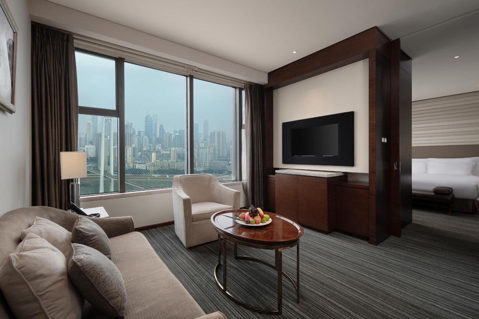 Radisson Blu Plaza Chongqing - Free 2 Bottle Of Local Beer Per Room During Stay Eksteriør bilde