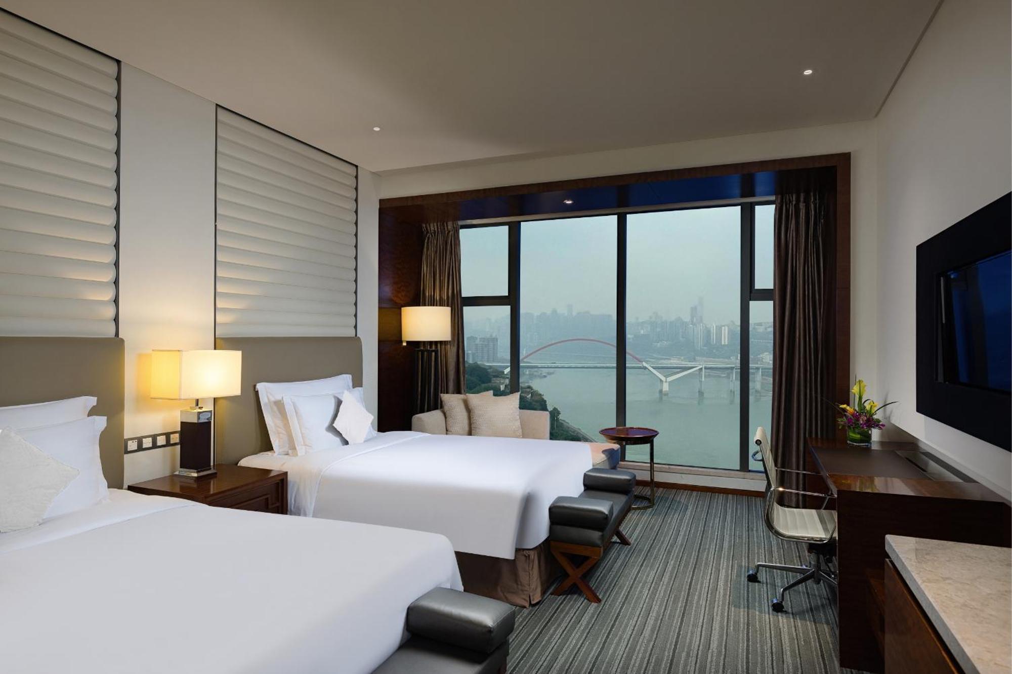 Radisson Blu Plaza Chongqing - Free 2 Bottle Of Local Beer Per Room During Stay Eksteriør bilde