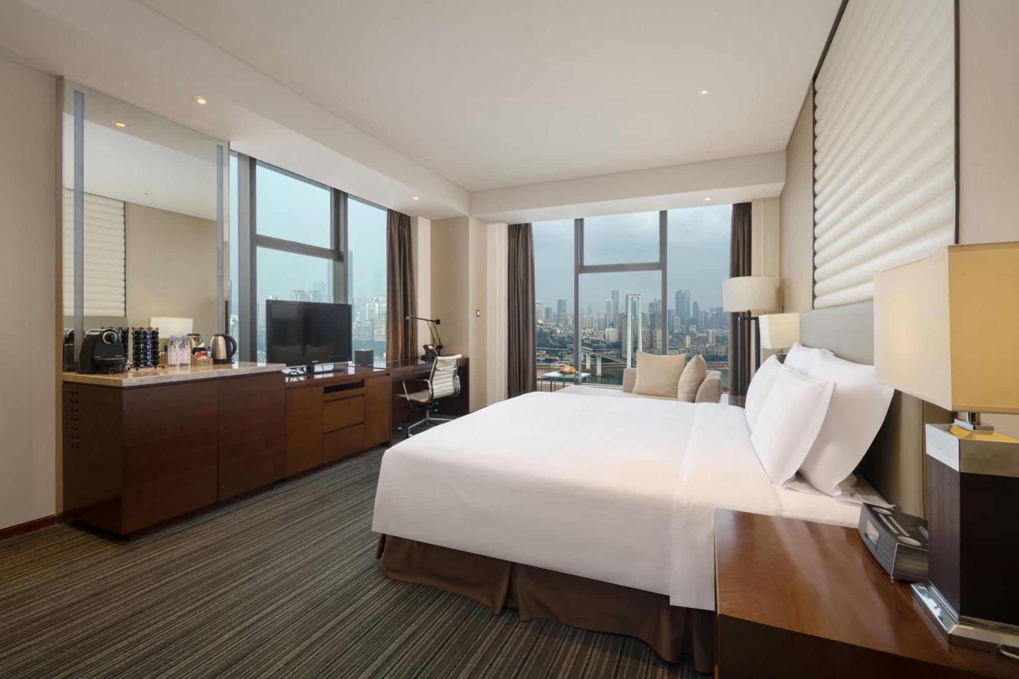 Radisson Blu Plaza Chongqing - Free 2 Bottle Of Local Beer Per Room During Stay Eksteriør bilde